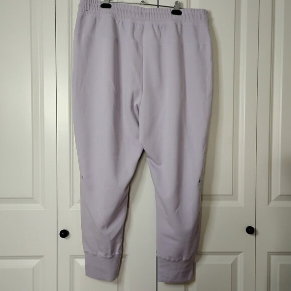 Nike Women's Lilac Black Sportswear Tech Fleece Mid-Rise Jogger Pant Size 1X - Picture 3 of 7